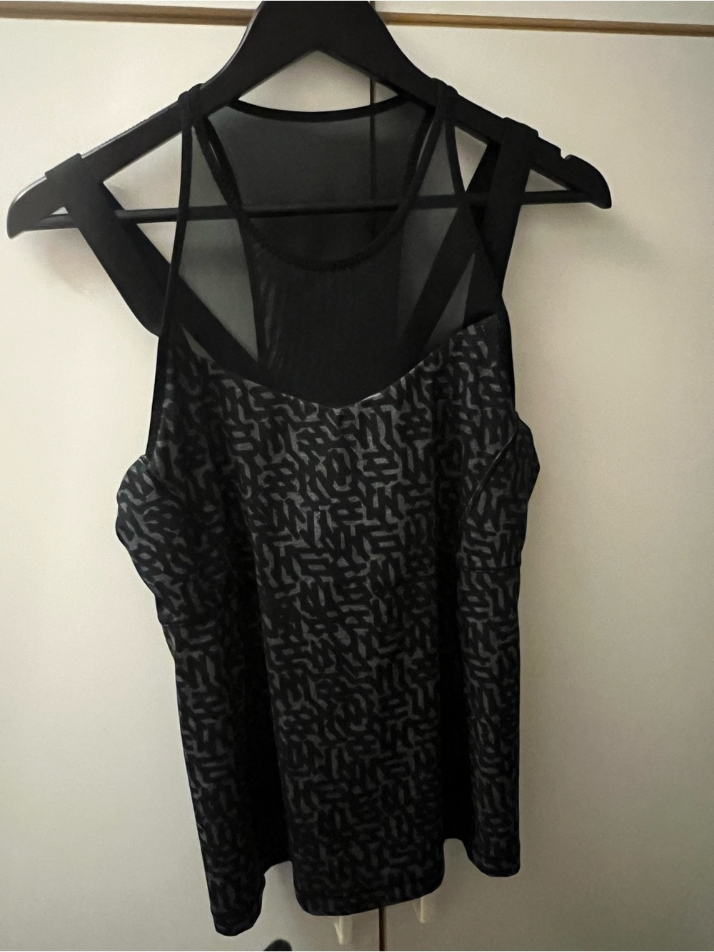 Lululemon Black Patterned Mesh-Back Camisole n Purple Racer Back (2) pieces lot